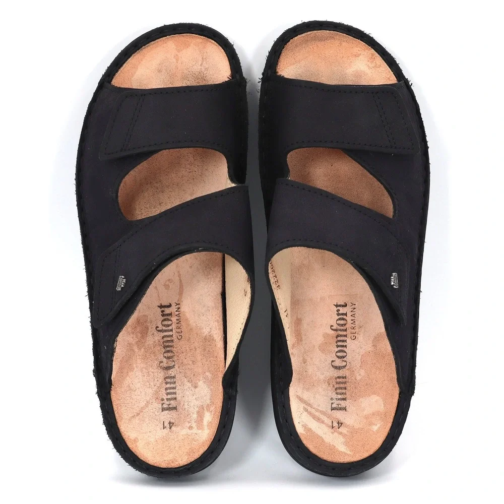 Finn Comfort •	brand finn